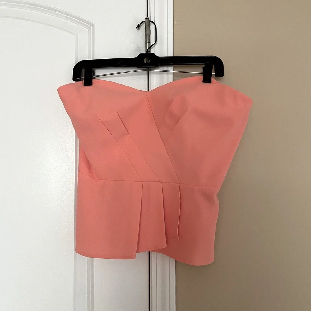 White House Black Market Sleeveless Top - Picture 1 of 4